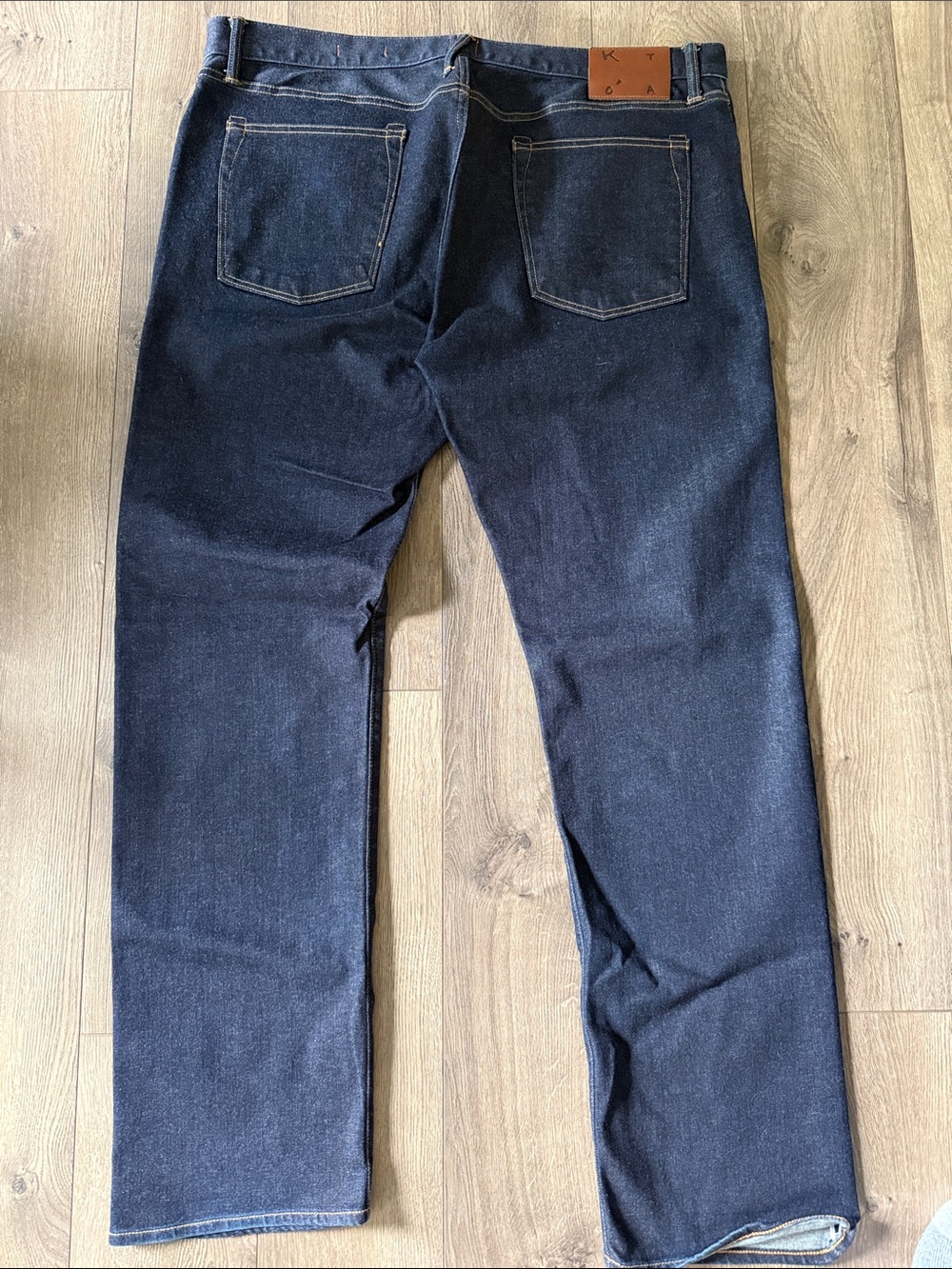 Dark blue jeans by Hiroshi Kato. - Picture 3 of 8